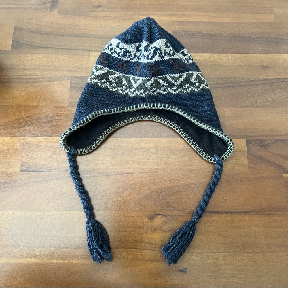 🌿 EcoRaggs | Knit Ear Flap Hat with Tassels – Men’s One Size